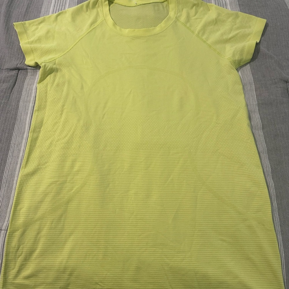lululemon athletica Bright Green Short Sleeve Tee